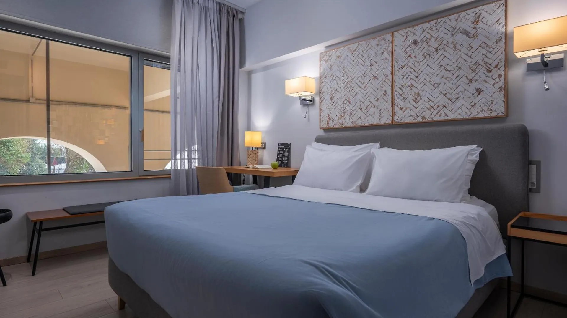 Square Elegant Suites Selanik