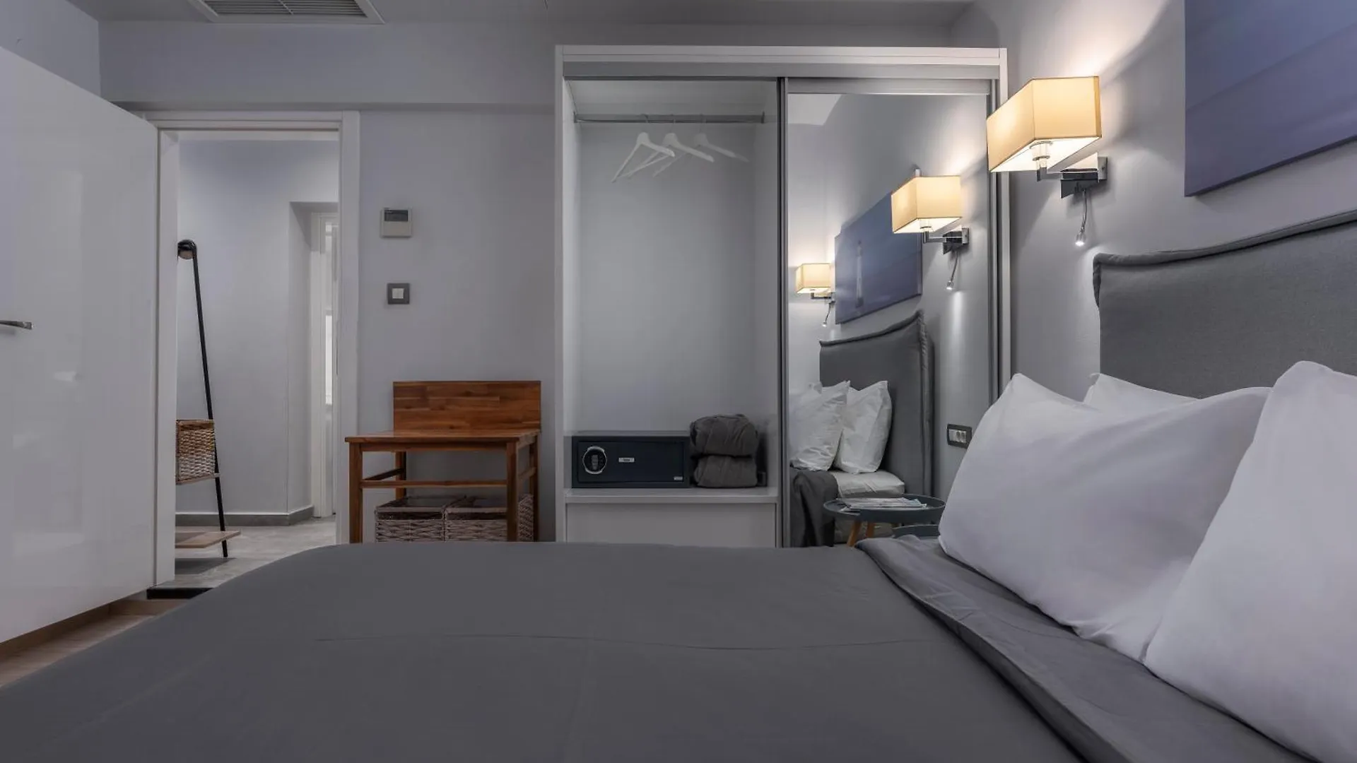 アパート Square Elegant Suites テッサロニキ ギリシャ